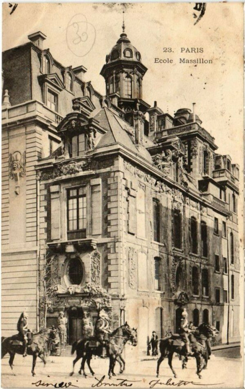 Carte postale ancienne Paris 4e - Ecole Massillon à Paris 4e