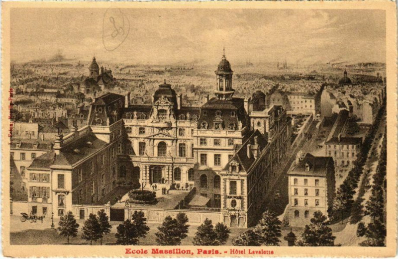 Carte postale ancienne Paris 4e - Ecole Massillon à Paris 4e