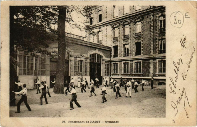 Carte postale ancienne Pensionnat de Passy - Gymnase à Paris 16e