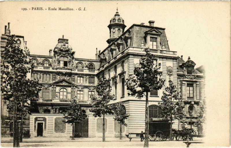 Carte postale ancienne Paris 4e - Ecole Massillon à Paris 4e