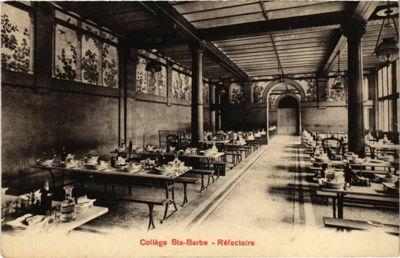 Carte postale ancienne Paris 5e - Collége Sainte-Barbe à Paris 5e