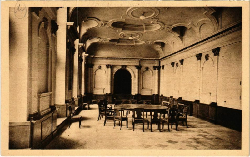 Carte postale ancienne Paris 5e - Lycée Henri Iv à Paris 5e