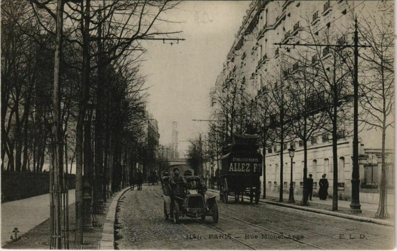 Carte postale ancienne Rue Michel-Ange à Paris 16e
