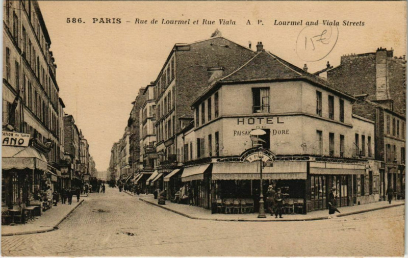 Carte postale ancienne Rue de Lourmel et Rue Viala à Paris 15e
