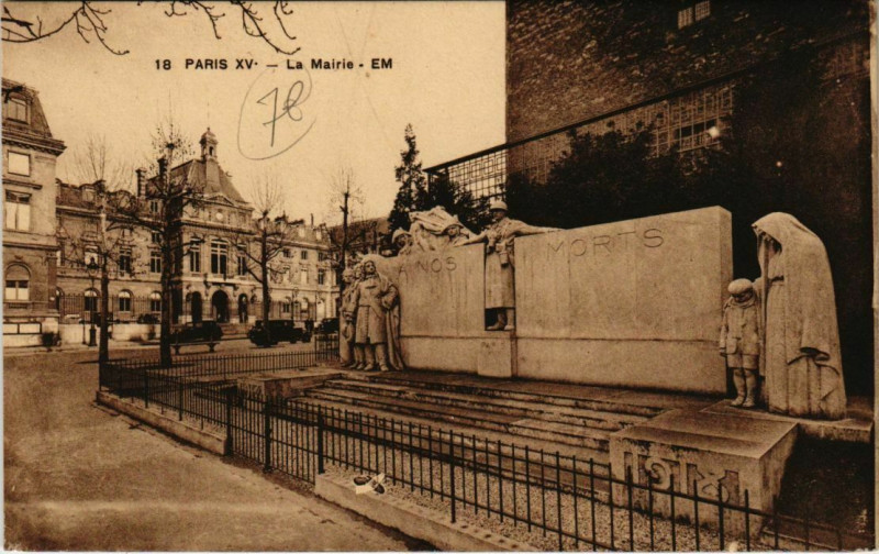 Carte postale ancienne La Mairie à Paris 15e