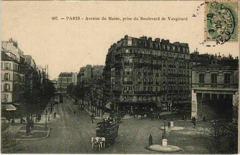 Carte postale ancienne Avenue du Maine, prise du Boulevard de Vaugirard à Paris 15e