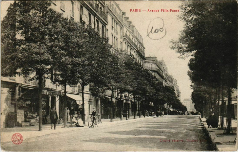 Carte postale ancienne Avenue Félix-Faure à Paris 15e
