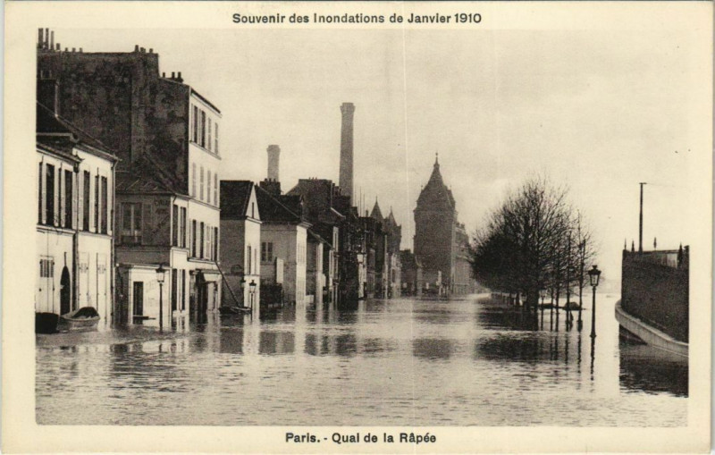 Carte postale ancienne Paris 12e - Souvenir des Inondations - Quai de la Râpée à Paris 12e
