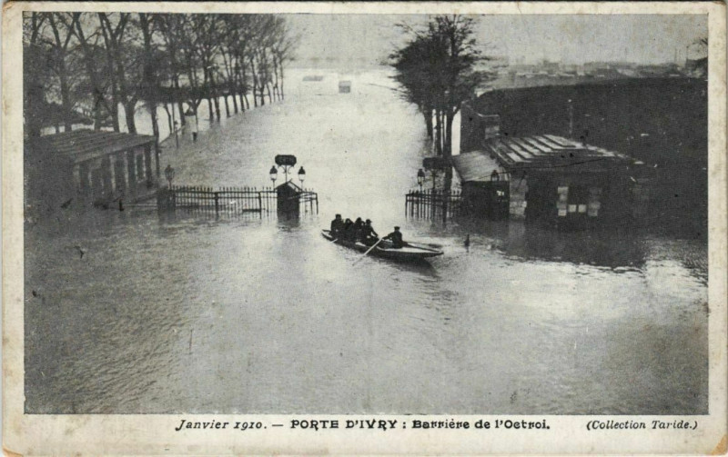 Carte postale ancienne Janvier 1910 - Porte d'Ivry : Barrière de l'Octroi à Paris 13e