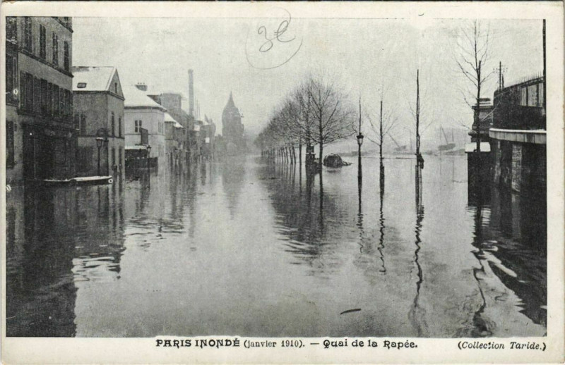 Carte postale ancienne Paris 12e - Quai de la Rapée à Paris 12e