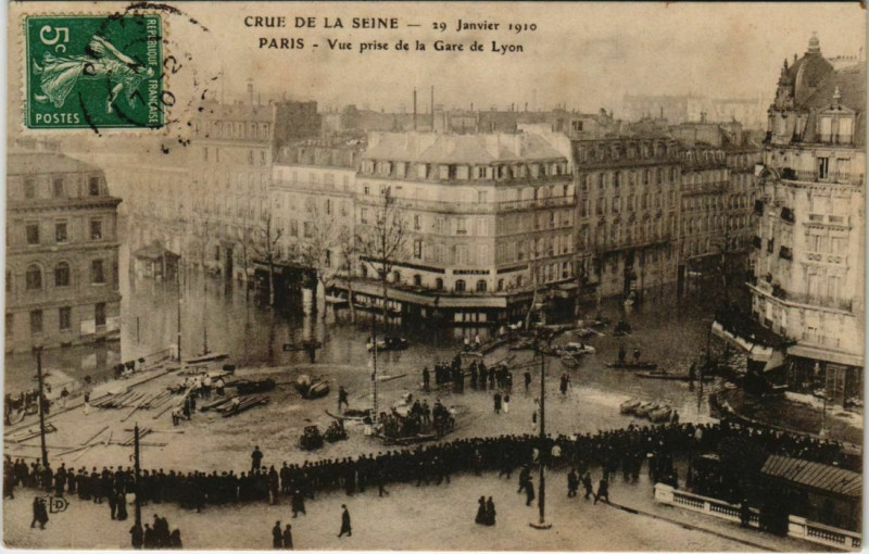 Carte postale ancienne Paris 12e - Vue prise de la Gare de Lyon à Paris 12e