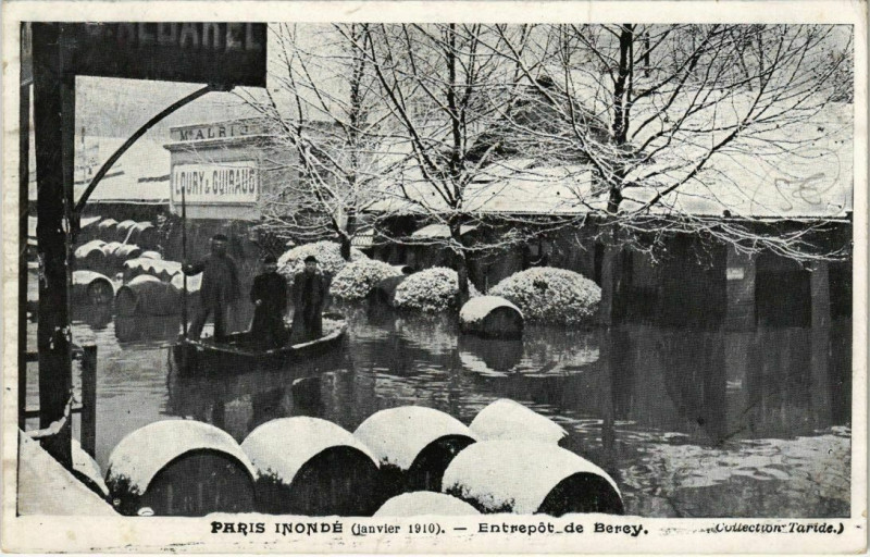 Carte postale ancienne Paris 12e - Entrepôt de Bercy à Paris 12e