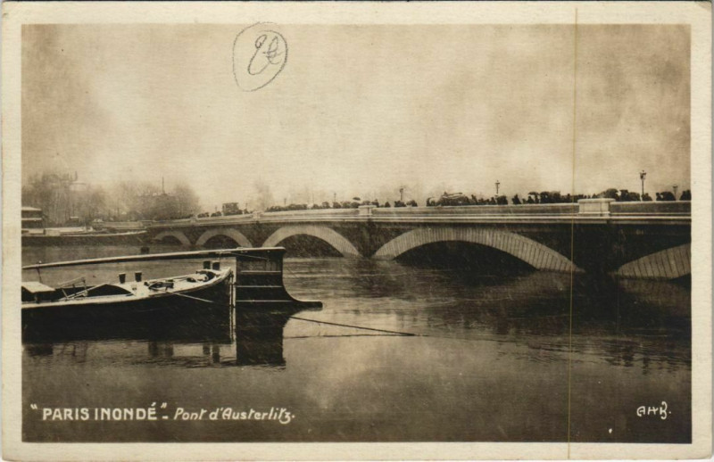 Carte postale ancienne Paris 12e - Pont d'Austerlitz à Paris 12e