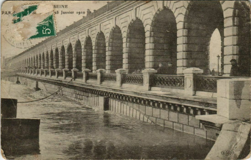 Carte postale ancienne Paris 12e - Pont National à Paris 12e