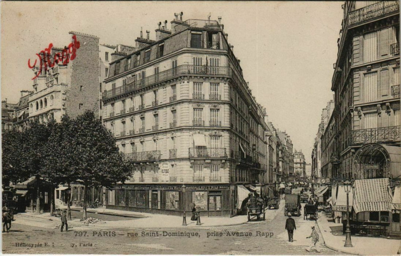 Carte postale ancienne Paris 7e - Rue Saint-Dominique à Paris 7e