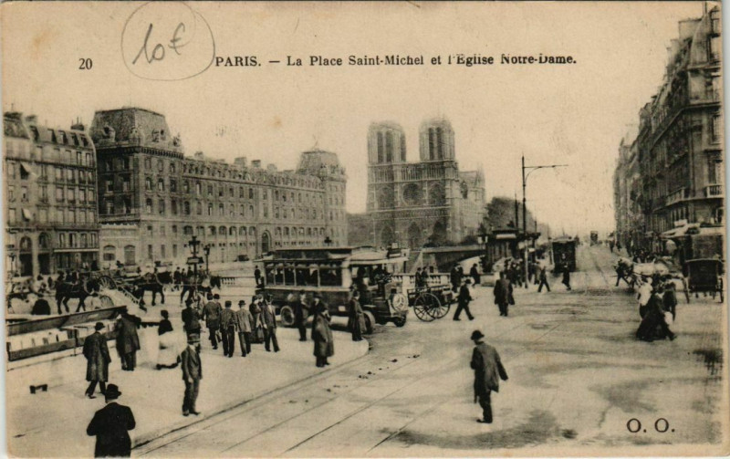 Carte postale ancienne Paris 5e - La Place Saint-Michel à Paris 5e