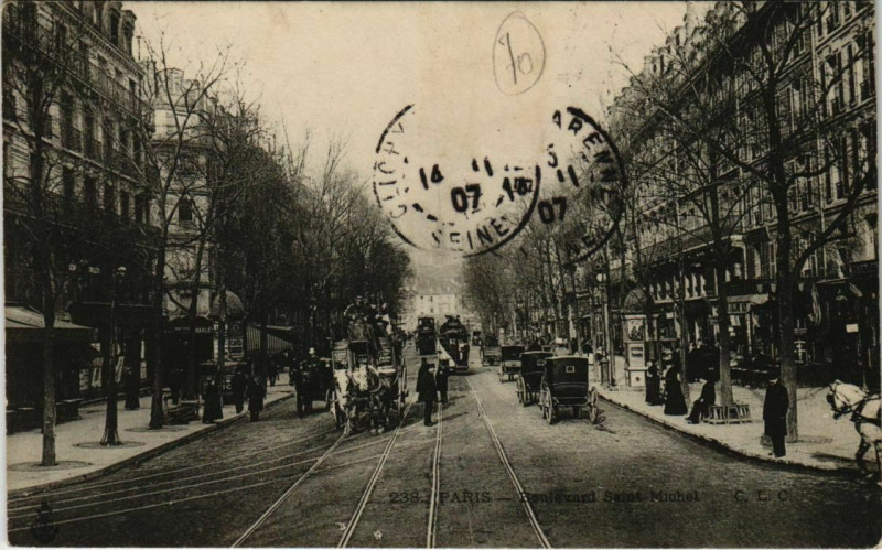 Carte postale ancienne Boulevard Saint-Michel à Paris 5e