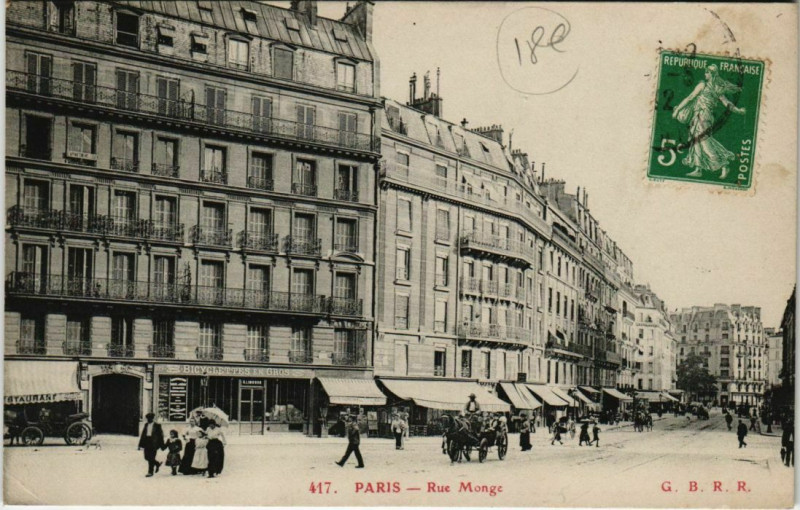 Carte postale ancienne Rue Monge à Paris 5e