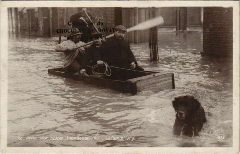 Carte postale ancienne Paris 13e - La Rue d'Ivry à Paris 13e