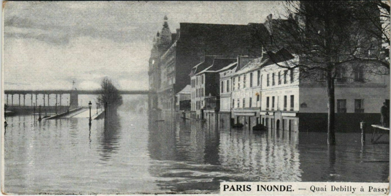 Carte postale ancienne Quai Debilly à Passy à Paris 16e