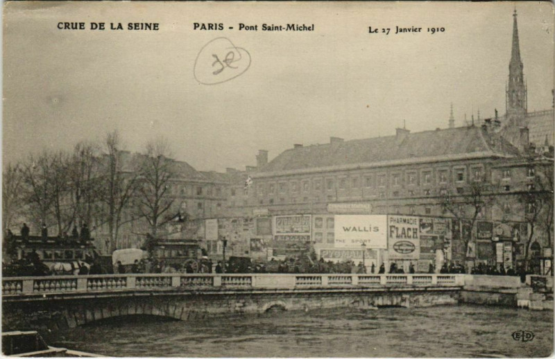Carte postale ancienne Paris 5e - Pont Saint-Michel à Paris 5e