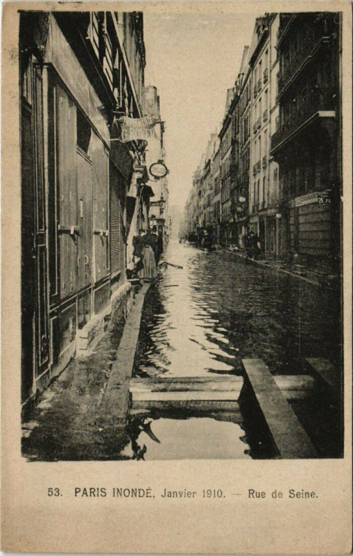 Carte postale ancienne Paris 6e - Rue de Seine à Paris 6e