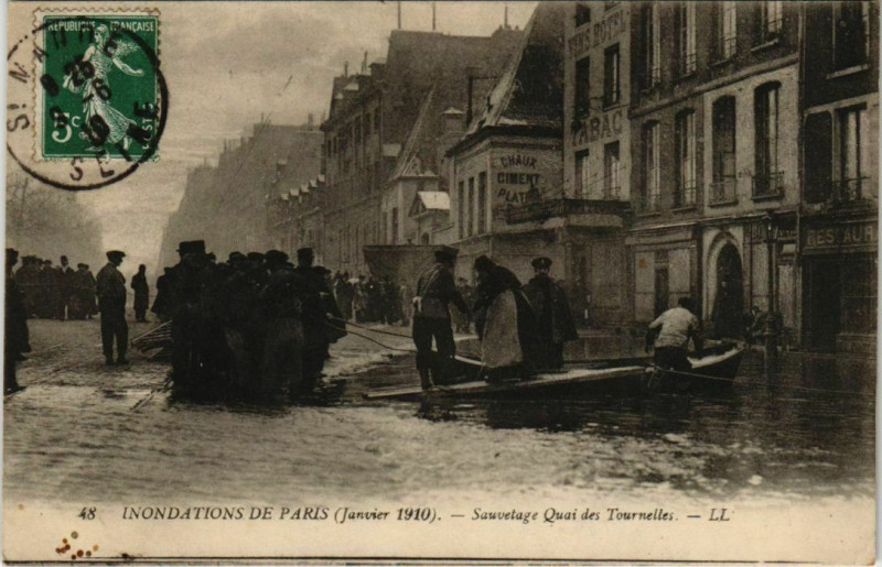 Carte postale ancienne Paris 5e - Sauvetage Quai des Tournelles - Ll.48 à Paris 5e