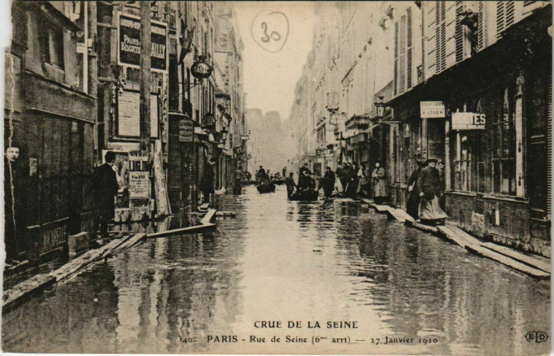 Carte postale ancienne Paris 6e - Rue de Seine à Paris 6e