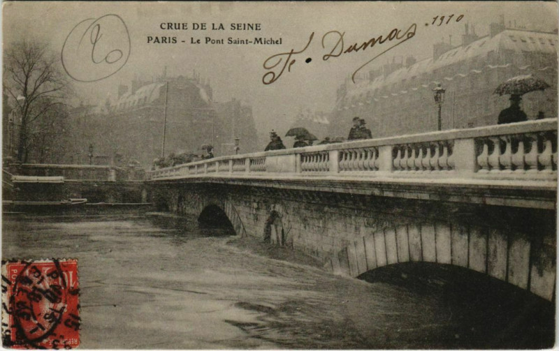 Carte postale ancienne Paris 4e - Le Pont Saint-Michel à Paris 4e