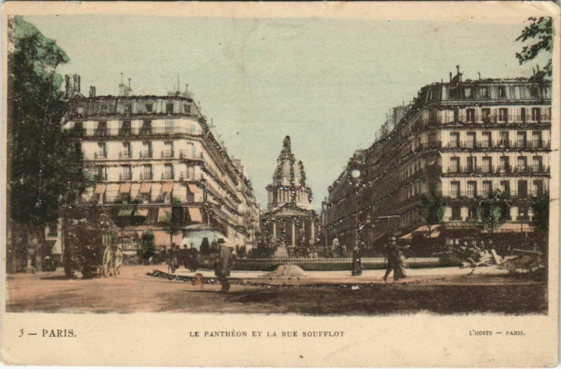 Carte postale ancienne Paris 5e - Le Panthéon et la Rue Soufflot à Paris 5e
