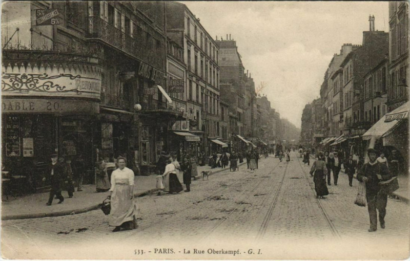 Carte postale ancienne Paris 11e - La Rue Oberkampf à Paris 11e