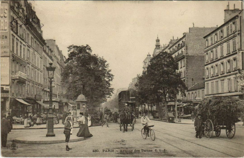 Carte postale ancienne Avenue des Ternes à Paris 17e