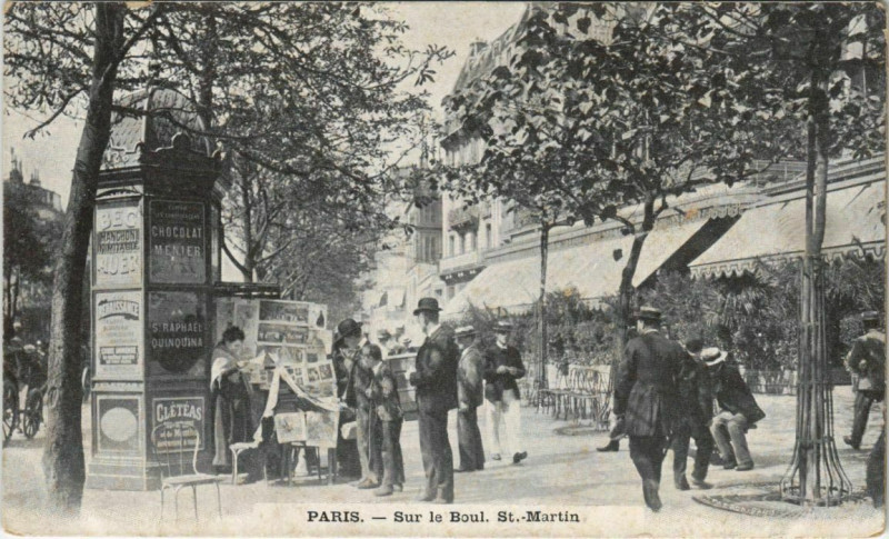 Carte postale ancienne Paris 3e - Sur le Boulevard Saint-Martin à Paris 3e