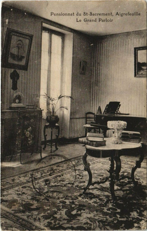 Carte postale ancienne Paris - Pensionant du Saint-Sacrement, Aigrefeuille à Paris
