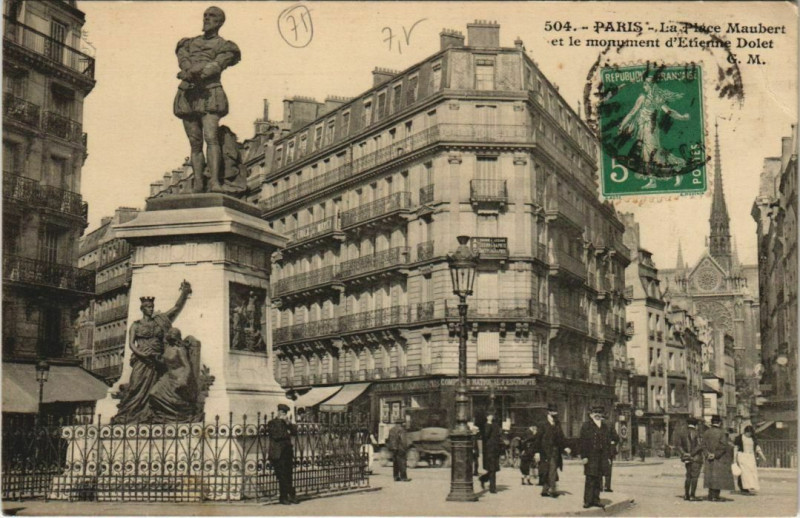 Carte postale ancienne Paris 5e - La Place Maubert à Paris 5e