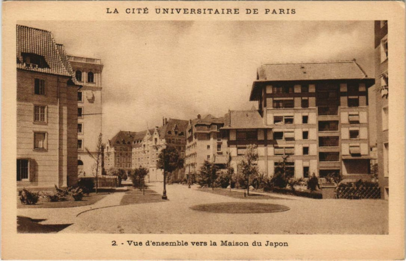 Carte postale ancienne Paris - Vue d'ensemble vers le Maison du Japon à Paris