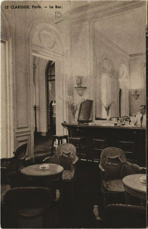 Carte postale ancienne Paris - Le Claridge - Le Bar à Paris