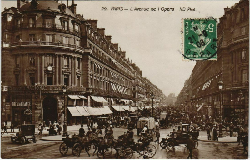 Carte postale ancienne Paris - L'Avenue de l'Opéra à Paris