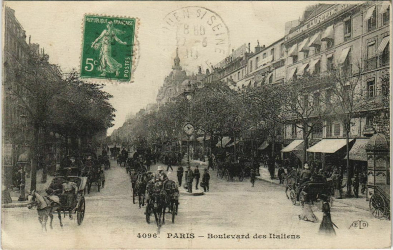 Carte postale ancienne Paris - Boulevard des Italiens à Paris