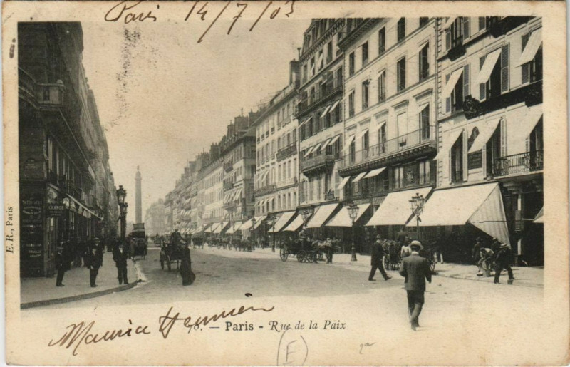 Carte postale ancienne Paris 2e - La Rue de la Paix à Paris 2e