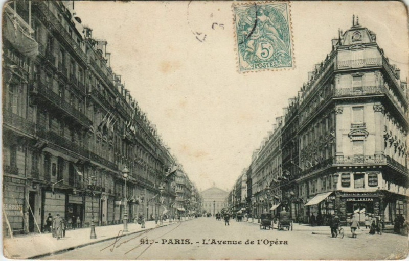 Carte postale ancienne Paris - L'Avenue de l'Opéra à Paris