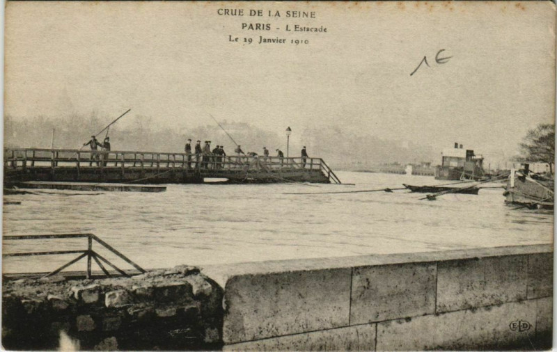 Carte postale ancienne Paris 4e - L'Estacade  à Paris 4e