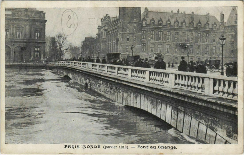 Carte postale ancienne Paris 1er - Pont au Change  à Paris 1er