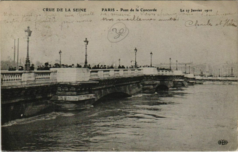 Carte postale ancienne Paris 1er - Pont de la Concorde  à Paris 1er
