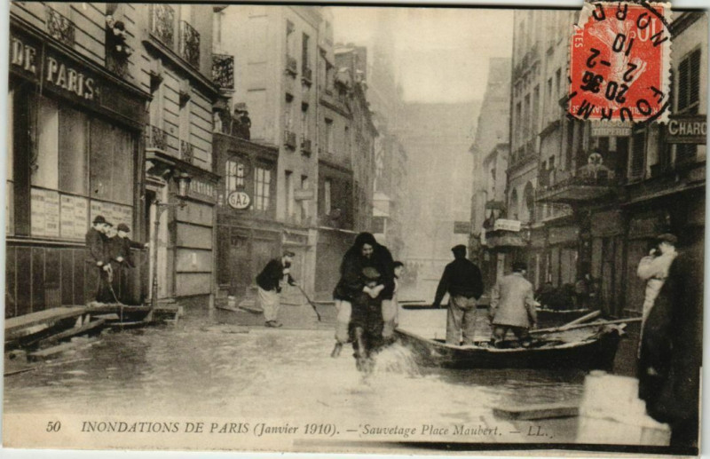 Carte postale ancienne Paris 5e - Sauvetage Place Maubert - Ll.50  à Paris 5e