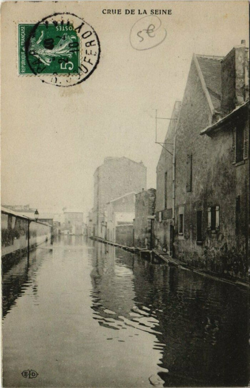 Carte postale ancienne Crue de la Seine à Clichy