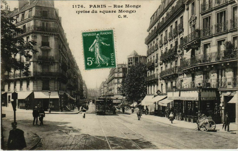 Carte postale ancienne Paris 5e - Rue Monge (prise du square Monge)  à Paris 5e