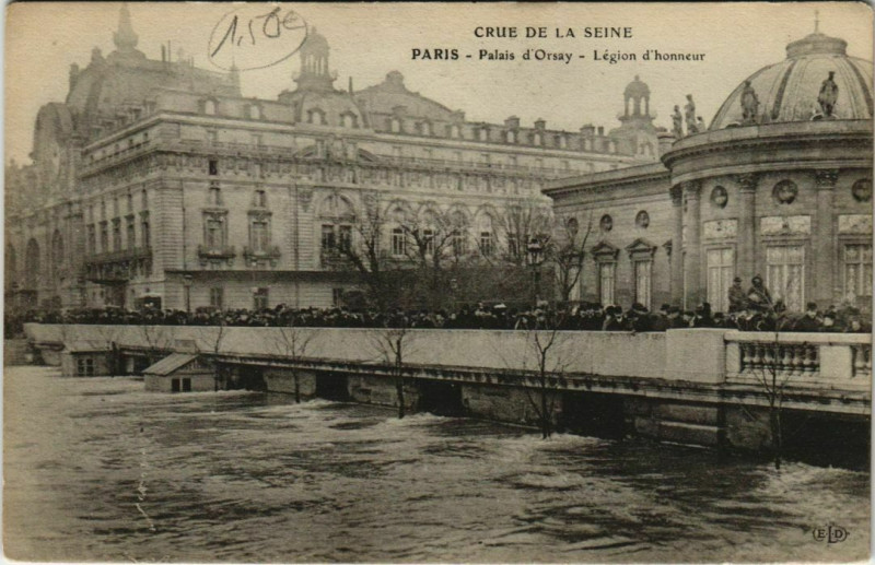 Carte postale ancienne Paris Inondations - Palais d'Orsay  à Paris