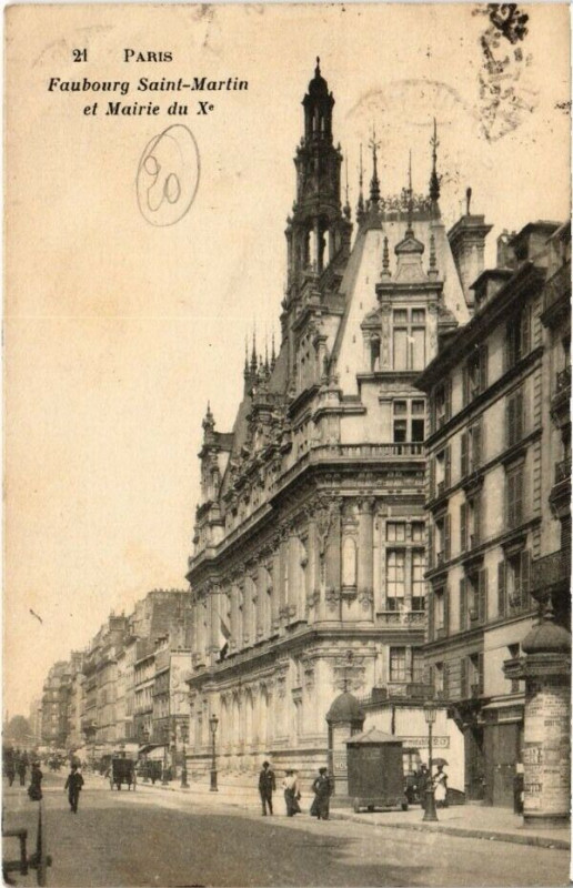 Carte postale ancienne Faubourg Saint-Martin et Mairie du Xe à Paris 10e