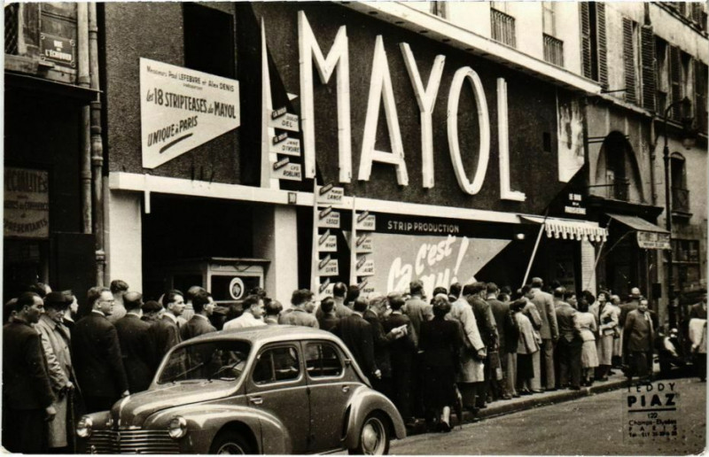 Carte postale ancienne Paris 10e - Le Concert Mayol à Paris 10e